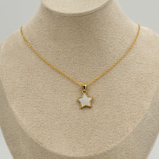 Mother of Pearls Inset Star Necklace