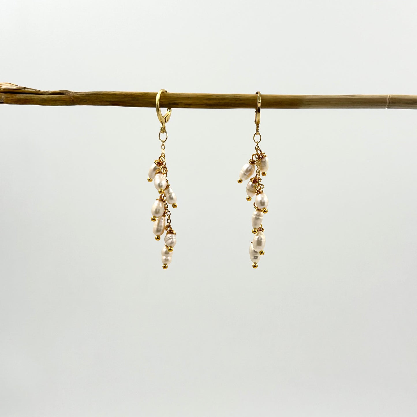 Tiny Pearl Dangling Earrings